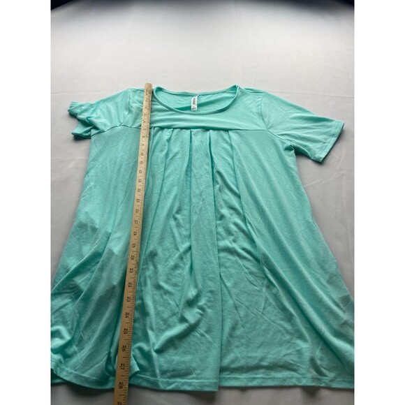ZENANA Premium Tunic Top Womens Large Green Pleated Short Sleeve Side Pockets - Picture 4 of 5